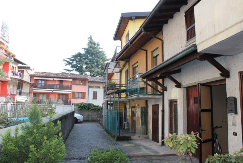 porzione di casa Nembro A012