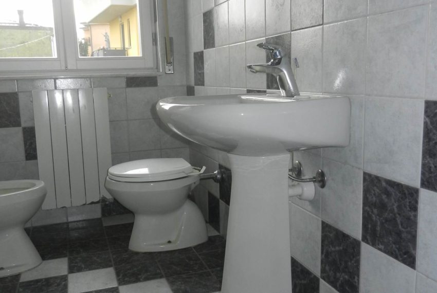 Bagno con vasca S014