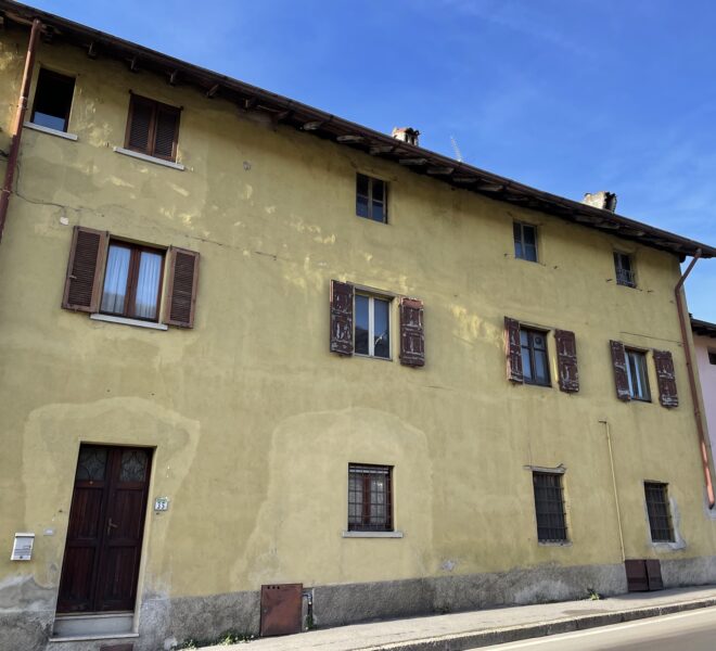 casa alzano da ristrutturare