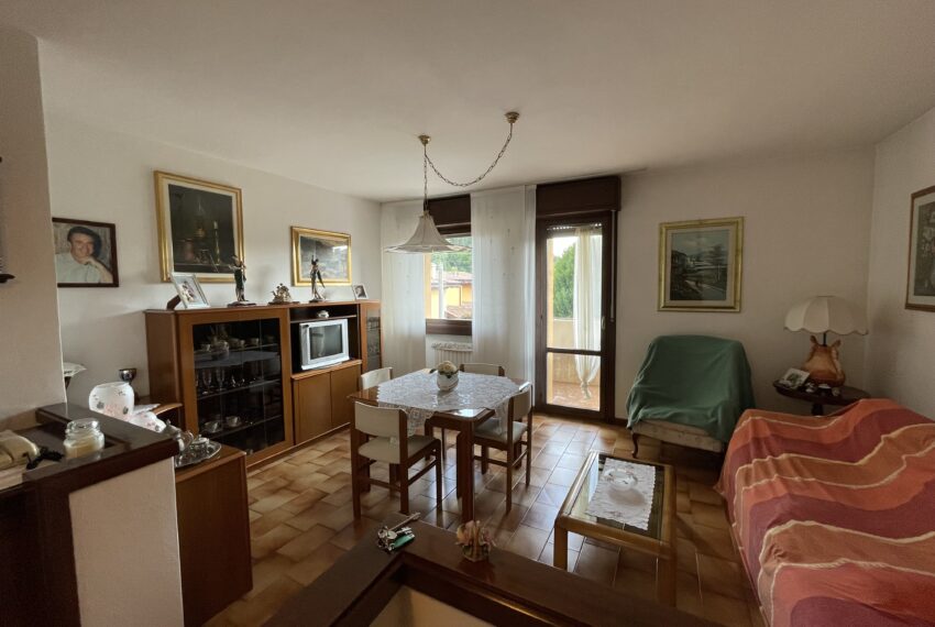 a piu immobiliare vende casa villa di serio