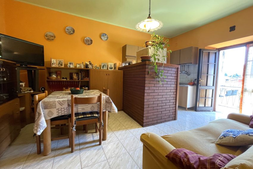 vendesi nembro appartamento